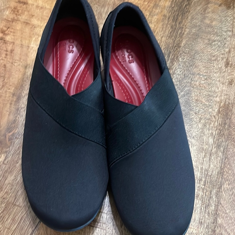 Crocs Wedge Stretch Loafer Shoes Busy Day Size 8 Dual Comfort